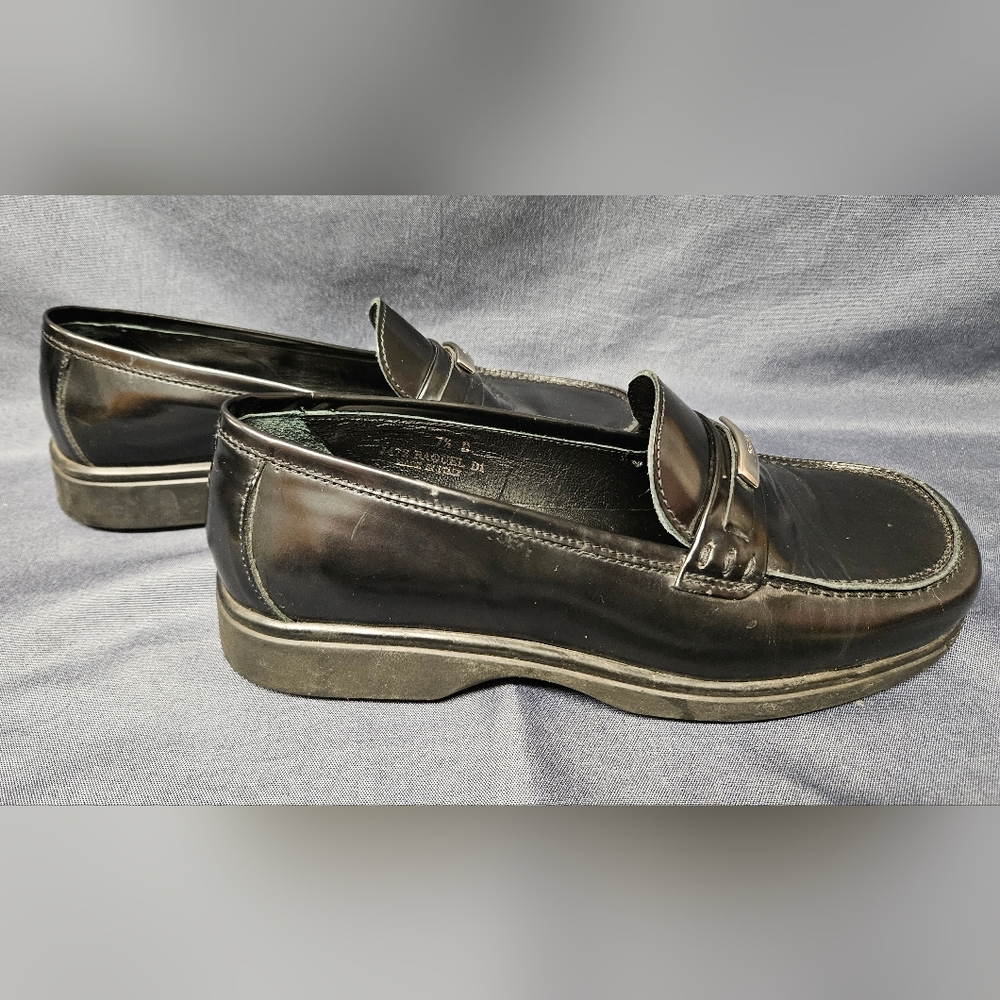 Coach Women's Slip On Dress Shoes - Picture 4 of 6